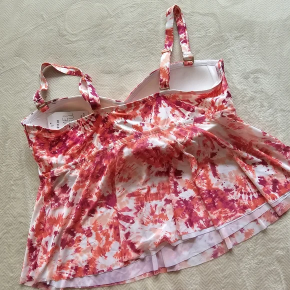 Time & Tru Tankini Top - Picture 4 of 5